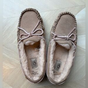UGG Women's tan Dakota Moccasin Slippers